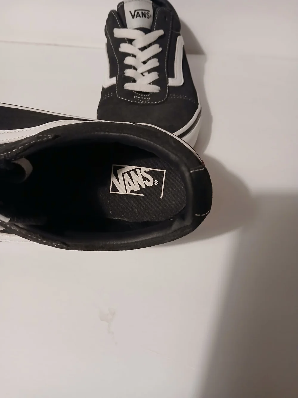 Vans Ward Low Top Sneakers Black White Skate Shoes Size 6